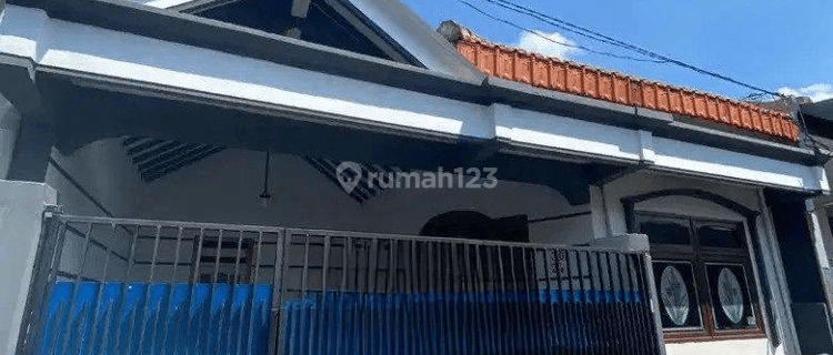 Rumah Manukan Sari Dekat Manukan Tama, Manukan Kulon, Tandes, Banyu Urip 1