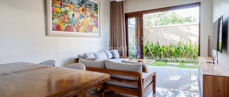 Beautiful 3BR Ungasan Villa Near Melasti Beach Free Semi Furnished 1