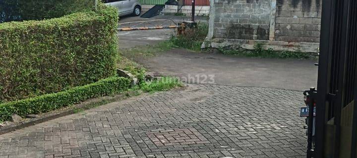 Sewa rumah di Bintaro utama,cocok buat usaha/perkantoran  1