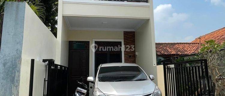 Dijual Rumah Bagus 2 Lantai Strategis Di Pondok Kacang Barat 1