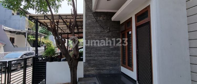 Minimalist House in Kelapa Gading Ready to Move In, Only 2 Billion, Cheap... 1