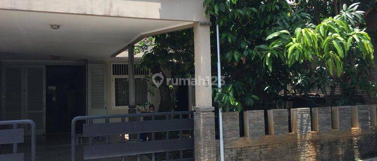 Rumah 2 Lantai Bagus Unfurnished SHM di Pedalangan, Semarang 1