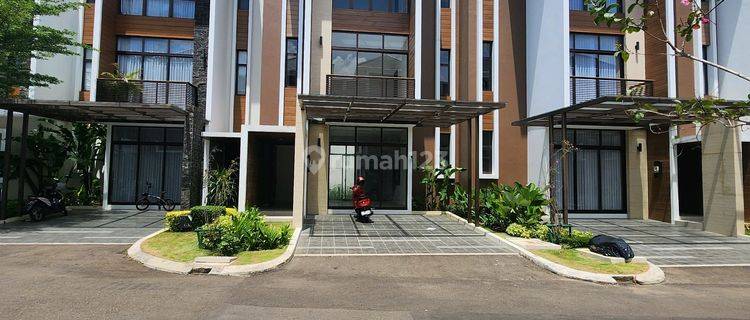 Rumah Kontrakan 3 Lantai Semi Furnished Kondisi Siap Huni Dekat Clubhouse Morizen Dan Summarecon Mal Bekasi 1