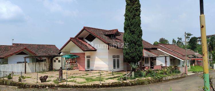 Villa Cherry Hook Fullfurnished Siap Huni Terawat 1