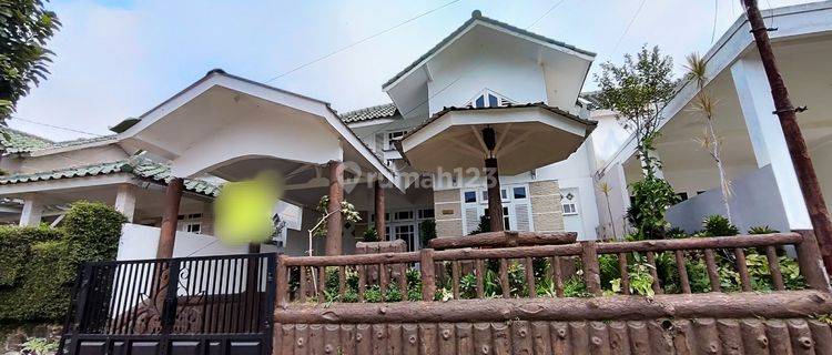 Dikontrakan Dan Dijual Villa Full Furnished  Di Green Apple  1