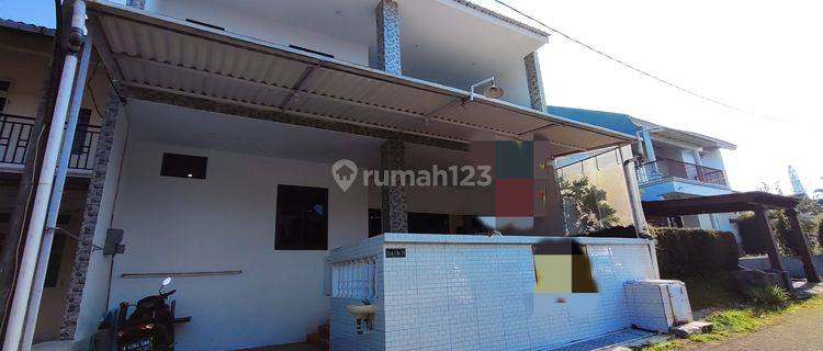 Dijual Villa Bangunan Baru 2 Semifurnished Lantai Di Green Apple 1