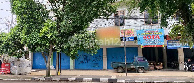 Good Ready-to-Occupy Shop House at Strategic Location in Cianjur City 1