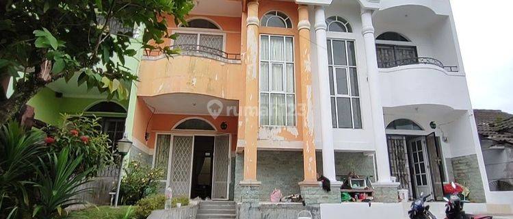 Villa 2 Lantai Siap Huni Di Green Apple Cipanas Puncak 1