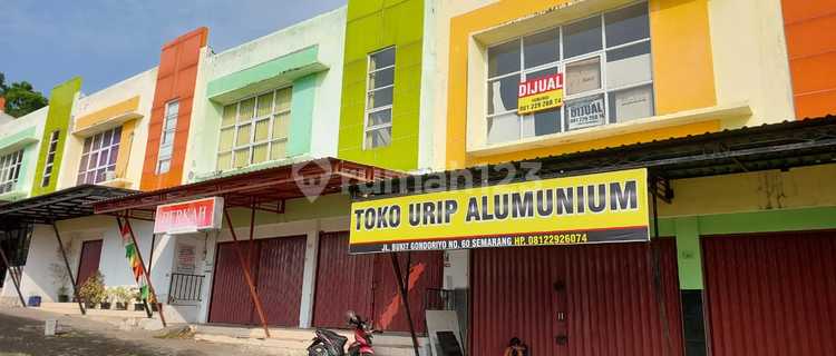 2 Shophouses for Sale, SHM Freehold 2 Floors, Jalan Raya Bukit Gondoriyo Beringin, Ngaliyan, West Semarang 1