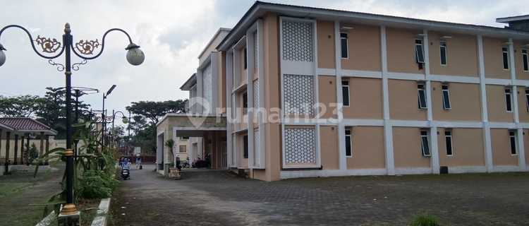 Rumah Induk & Rumah Kost  Baru Putri 3 Lt Full SHM  Hak Milik Dpn Kampus UIN Salatiga 1