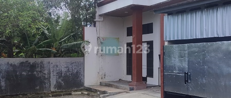2-Story House with Renovation Bonus, Freehold SHM Title, Wide Road Next to BPD, 3 Tlogomulyo, Pedurungan, East Semarang 1
