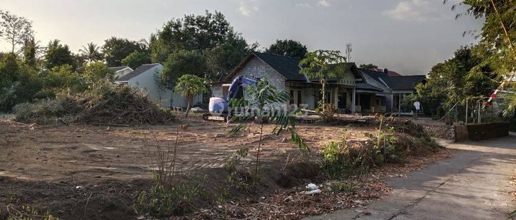 Dijual Tanah Dijual SHM Pekarangan Utara Kampus Unriyo Jogja 1