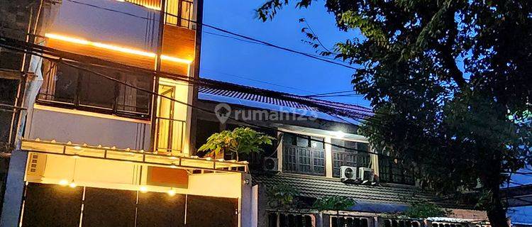 Kost di Tanjung Duren Fully Furnished, Lokasi Strategis 1