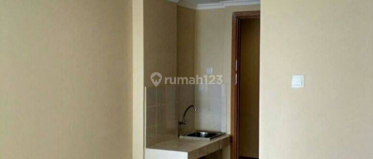 INVEST APARTEMEN TERNAMA. STUDIO LANTAI 11 VIEW KOLAM RENANG 1