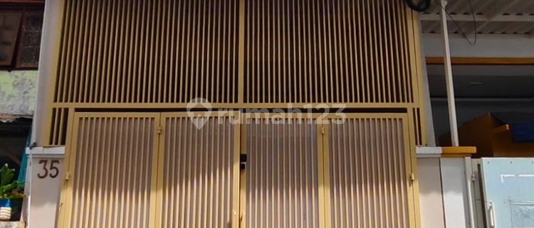 Rumah Bagus 3 Lantai Bebas Banjir di Tanjung Duren Jakarta Barat 1