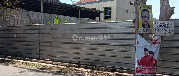 Dijual Tanah 1306 m² Di Sayap TKI 1