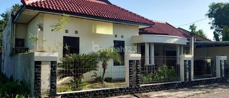 Dekat Sch Mall Jl. Magelang, Rumah Dijual 2 Lantai Jogja 1