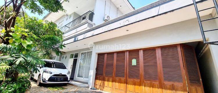 Rumah ampera disewakan fully furmished 1