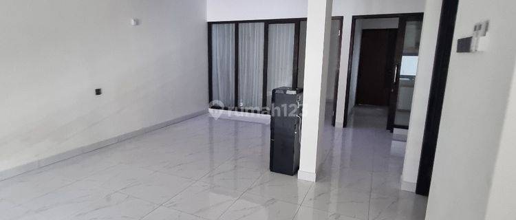 Rumah Baru Dengan 4 Kamar Di Cilandak Barat Jakarta Selatan 1