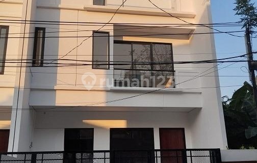 Dijual Rumah Sunter Agung 100m2 Hadap Barat, 2 Lantai, Nyaman Kode Ks 1