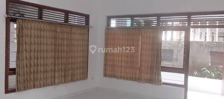 Rumah Bagus Kamar 4 + 1 2 Lantai Bagus Pulo Asem 1