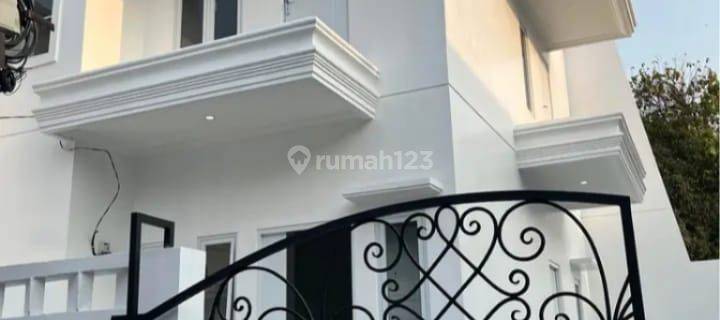 Rumah 2 Lantai Baru SHM di Pondok kelapa raya 1