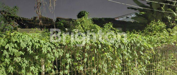 Disewakan sebidang tanah sumerecon bekasiCocok luas 1600 m untuk restoran,  cafe. Bengkel   1