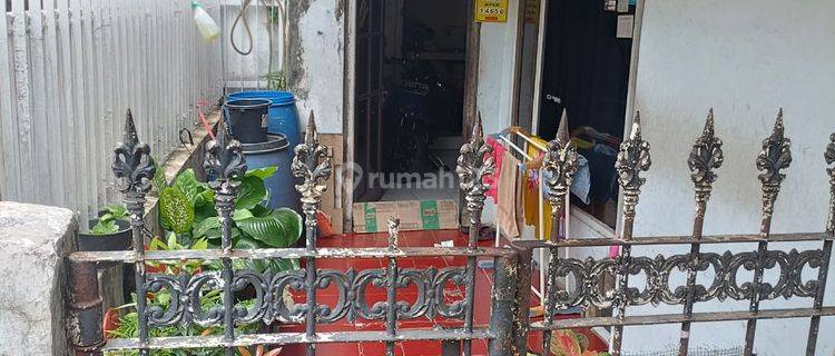 Rumah Bagus Unfurnished di Jalan Kurdi, Bandung Daerah Kota 1