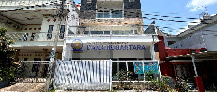 Dijual Murah Rumah 3 Lantai Lelang Bpr di Meditrania Batam Centre 1