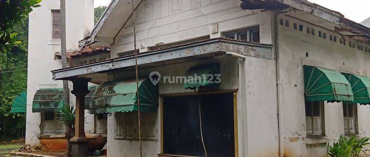 Dijual Rumah Vintage Kolonial, Hitung Tanah, Butuh Renovasi, HGB di Menteng, Jakarta Pusat, Jakarta Pusat 1