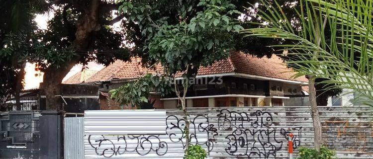 Disewakan Rumah Pusat Kota di Jl Slamet Genteng Surabaya 1