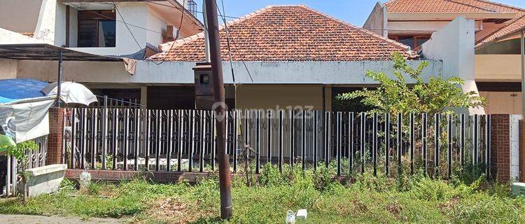 Dijual Rumah 2 Lantai SHM di Manyar Tirtomoyo Surabaya 1