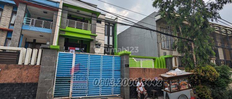 Rumah Dibawah Harga Pasar di Jalan Haji Domang Kebon Jeruk 1