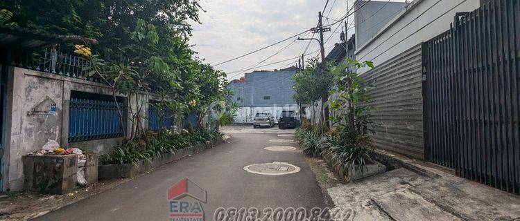 Rumah Di Taman Meruya Ilir, Dekat Gerbang Tol Meruya Selatan 1