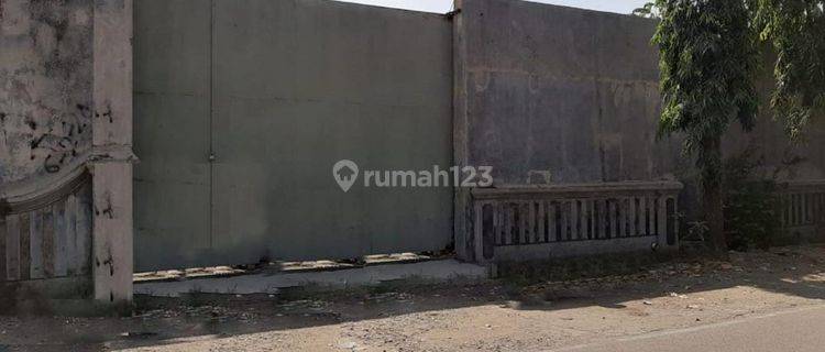 Gudang Nusukan Tengah Kota Solo Lebar Depan : 26,5 Meter 1