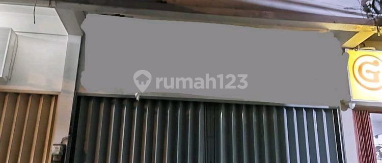 CHEAP 2-STORY SHOPHOUSE IN DOWNTOWN SOLO 1
