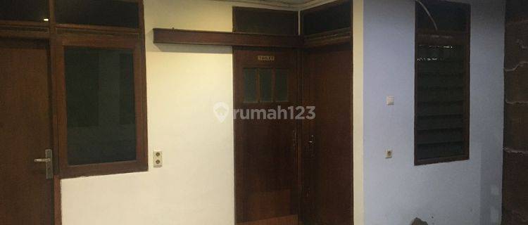 Rumah 3 lantai bubat  1