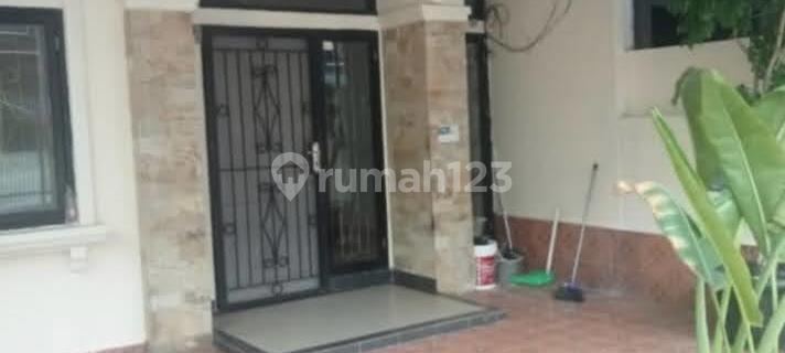 2-Story House in Gading Nirwana Cluster, Kelapa Gading, North Jakarta 1