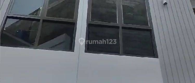 Rumah Baru Elegan Di Jalan Dwiwarna Sawah Besar SHM 1
