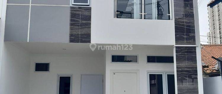 Kalasan Parmindo Rumah 2 Lantai SHM Baru modern elegan 1