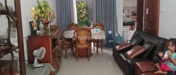 Rumah 2 Lantai Full Furnish di Komplek Suralaya Bandung Siap Huni Dengan Nyaman 1