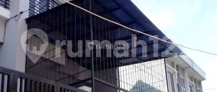 Dijual Cepat! Butuh Uang! Rumah 3 Lantai Duri Kepa Kondisi Bagus 1