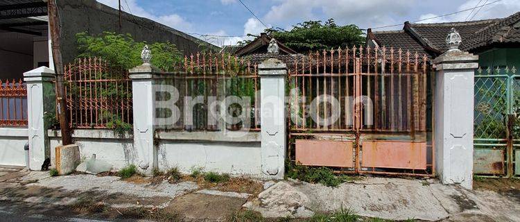 TANAH BONUS RUMAH PADAT PENDUDUK LINGKUNGAN NYAMAN DI PERUMAHAN MOJOSONGO SOLO 1