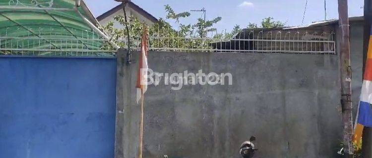 RUMAH SIAP PAKAI TENGAH KOTA DAERAH MANGKUBUMEN SOLO 1