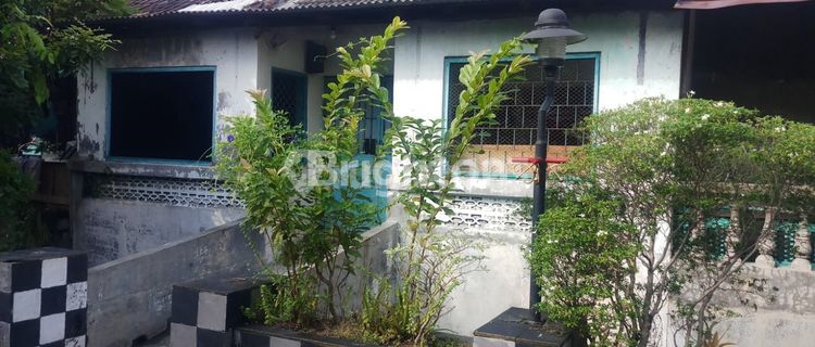 RUMAH SIAP PAKAI DEKAT PASAR GEDHE SOLO 1