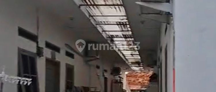 One-Story Rental House Strategic Location Near Rawa Buntu Station Tangerang Location 1