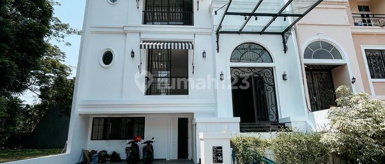 Dijual Rumah Pik Brand New Semi Furnish Uk250m2 American Style At Jakarta Utara 1