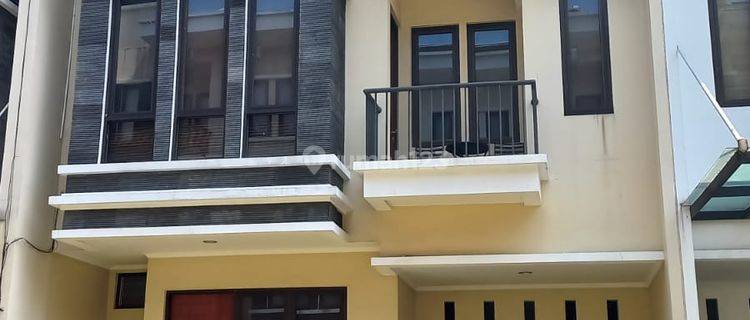 Rumah Besar Siap Huni di Setra Duta Harmony Bandung 1