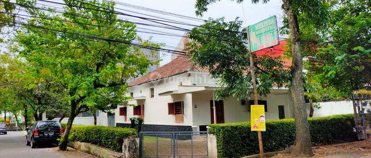 Rumah Strategis Cocok Usaha Hitung Tanah di Sayap Pasirkaliki 1