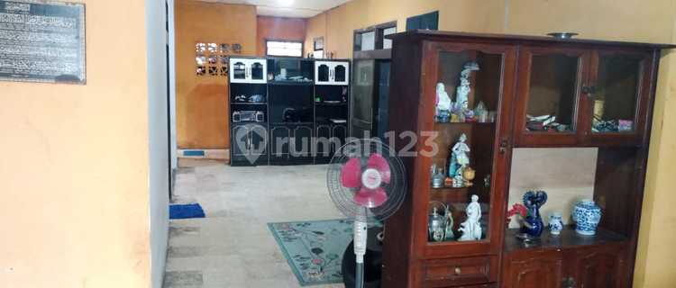 Comfortable House Ready to Occupy in the Leuwipanjang Area, Bandung 1